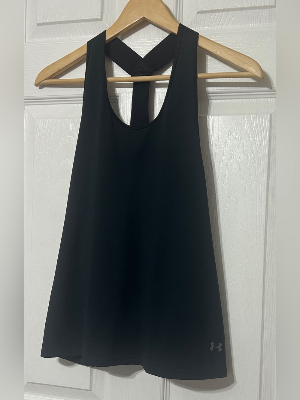 Under Armour Heat Gear Women’s Black Tank
Top Activewear Size M